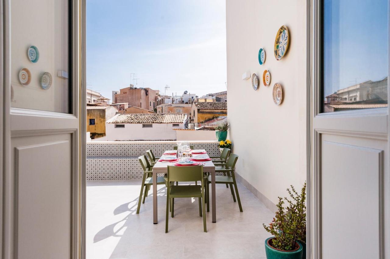 2 Soru Ortigia Holiday Home - Attico Con Terrazza Syracuse Exterior photo